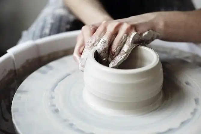  Crea la tua ciotola in ceramica | Pottery Lab Experience