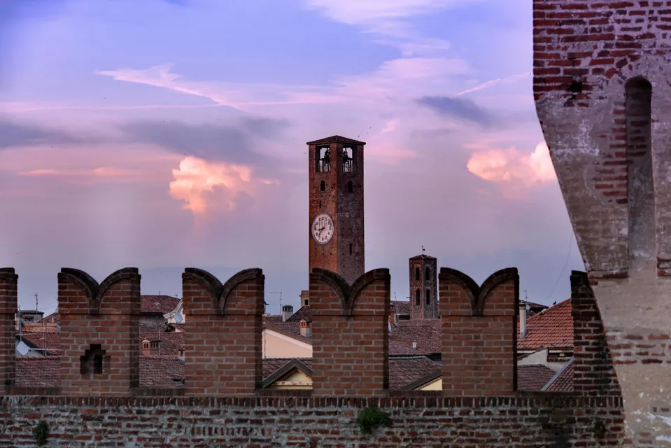Soncino: sotterranei, prigioni e torri medievali