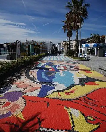 Da Varazze ad Albissola Marina: passeggiata vista mare!