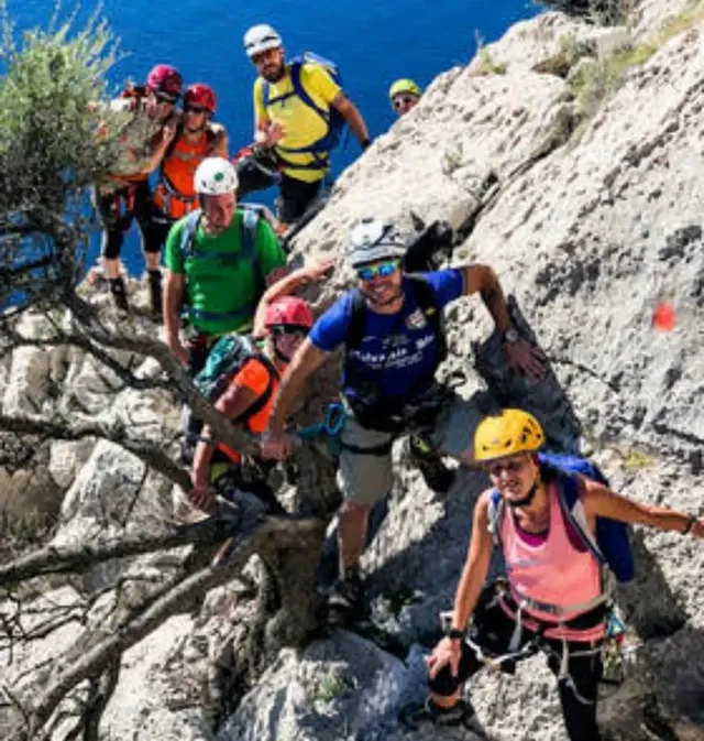 Adrenalina, mare e relax : Ferrata degli Artisti 