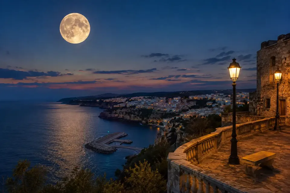 LUNA PIENA A CASTRO | Mare & Trekking