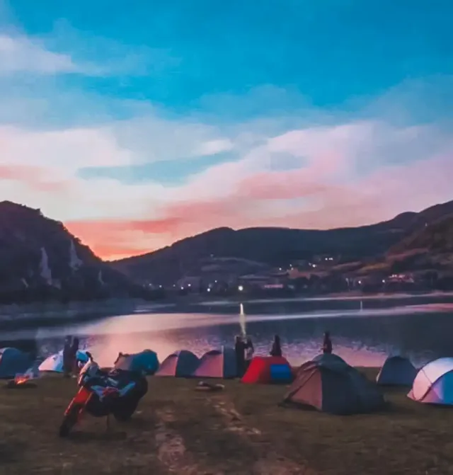 Lake Camping Experience: Notte in tenda ✨