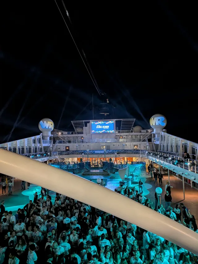 Cruise French community