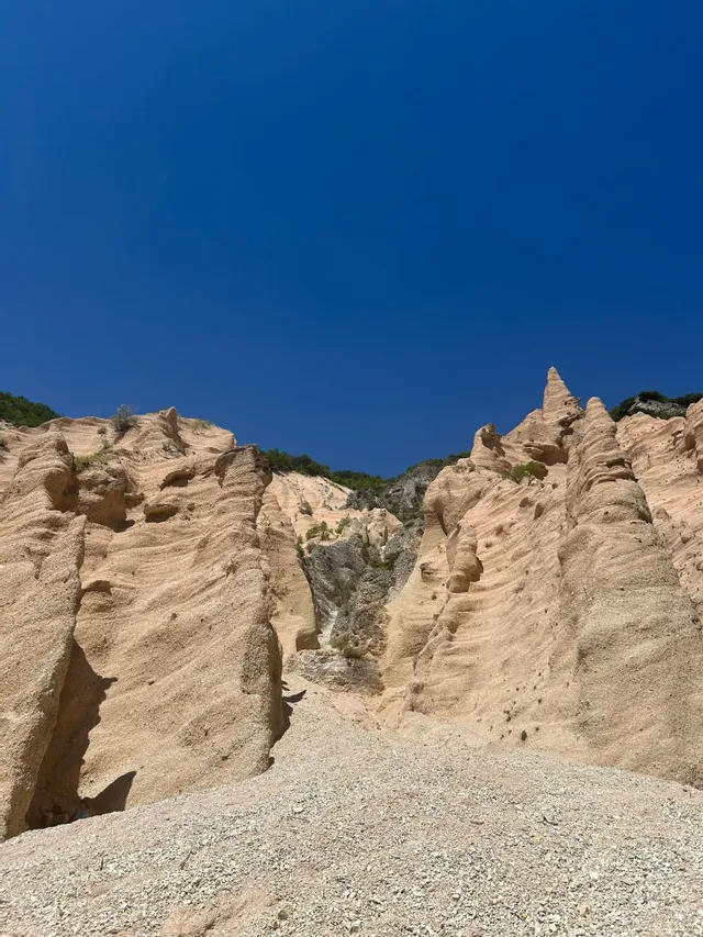 Lame Rosse e bagno al lago di Fiastra