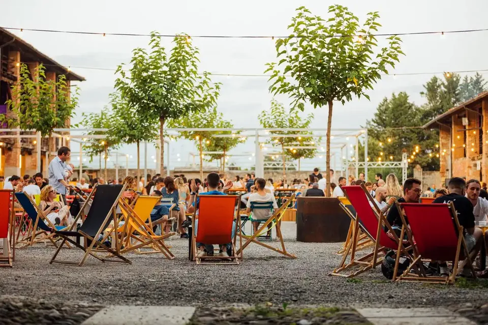 Aperitivo in cascina & drink dal mondo