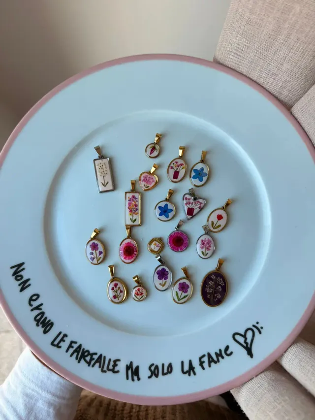 Crea il tuo ciondolo ✨