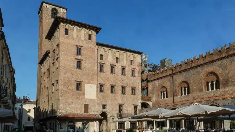 Visita guidata al Palazzo del Podestà