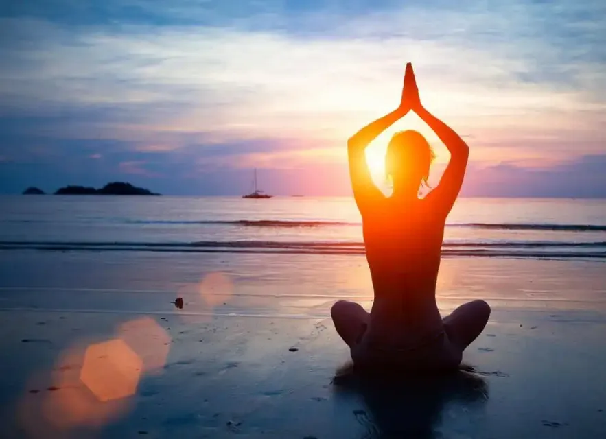 🌅 Mindfulness al Tramonto sulla Spiaggia