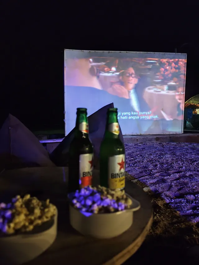 Silent cinema in riva al mare