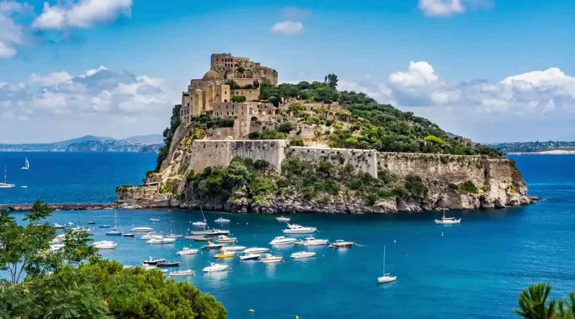 Weekend tra Napoli e Ischia