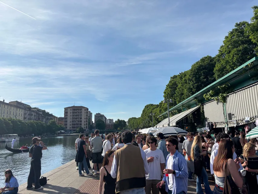 Aperitivo & DJ Set in Darsena