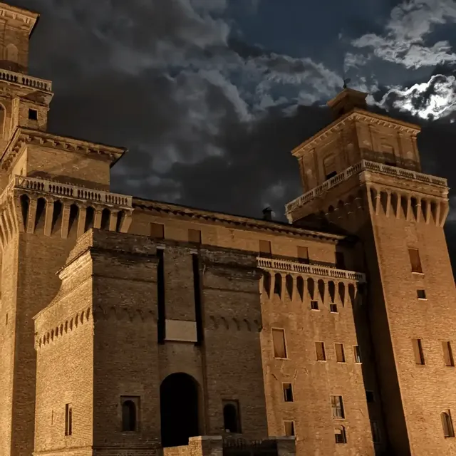 Ghost Tour di Ferrara: misteri, delitti e paura!