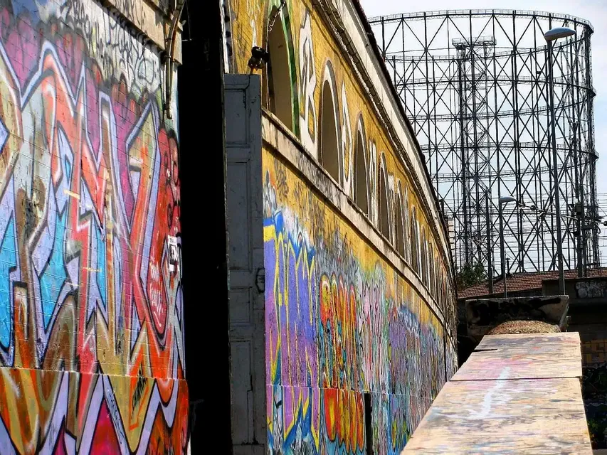 Ostiense Mystery Hunt: Caccia Fotografica & Enigmi