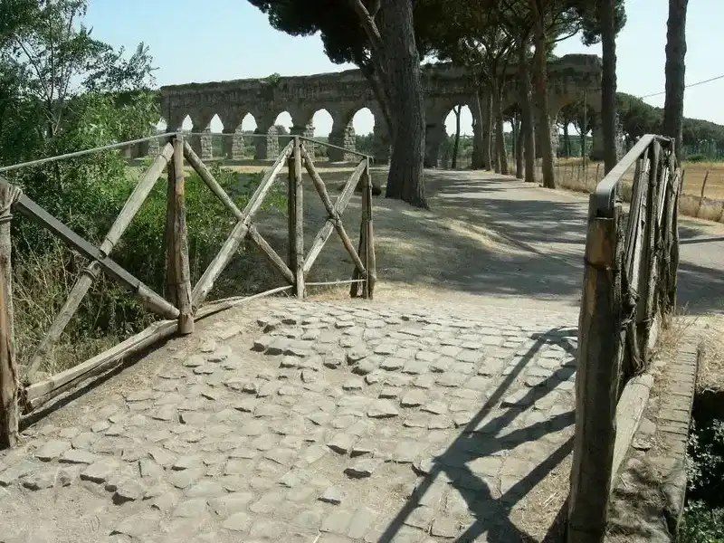 Passeggiata a Parco degli Acquedotti 