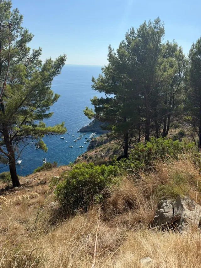 Wild Sunday: super trekking in Costiera tra montagna e mare 