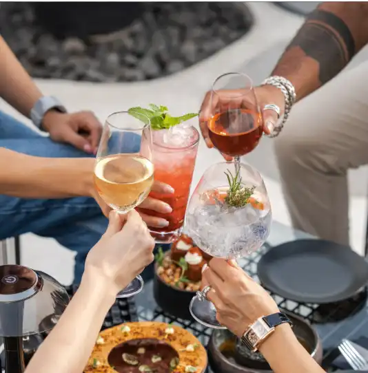 Drinks & New Friends: Make Thursdays Social