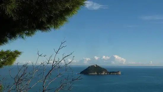 Tra creste e mare 🌄🌊: il trekking da Albenga ad Alassio