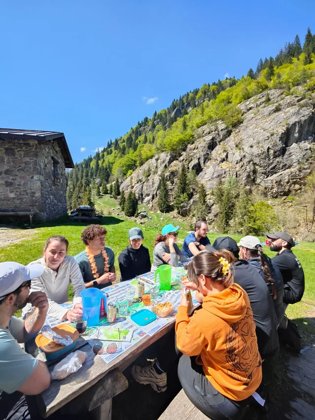 Trekking con pranzo in rifugio in Val Seriana 