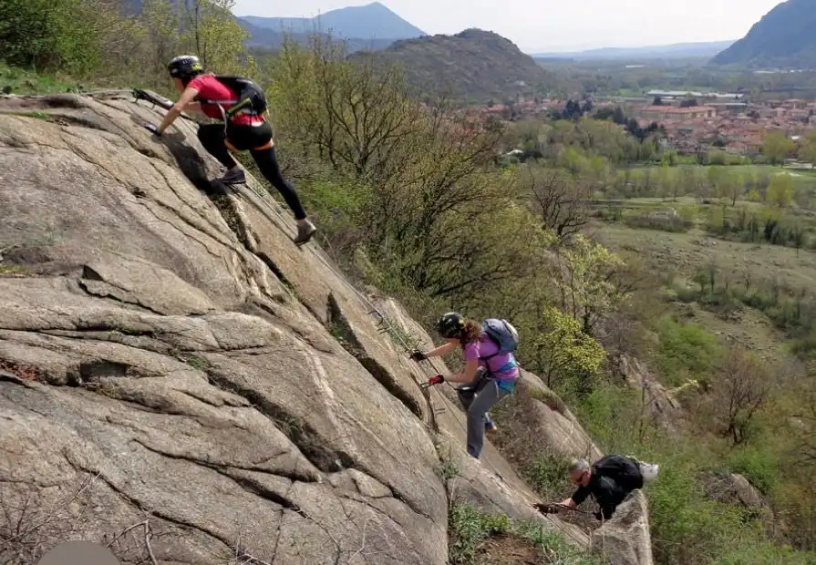🌄 Scopri la Via Ferrata della Ruceia – Un’avventura per tut