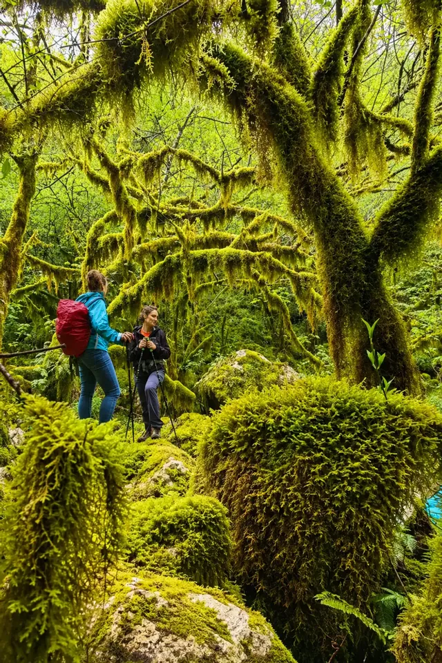 Il magico abisso del Revotano e l’eremo di Leonardo